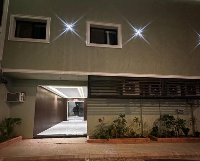 Apartment شقة فندقية غرفة وصالة راقية *